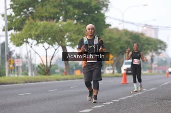 Runner Photo 4387010