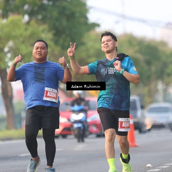 Runner Photo 4387067