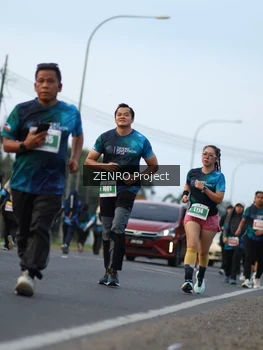 Runner Photo 4387068