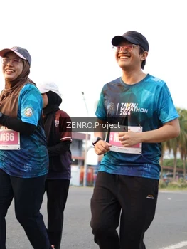 Runner Photo 4387087
