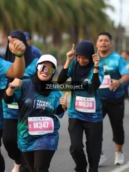 Runner Photo 4387088