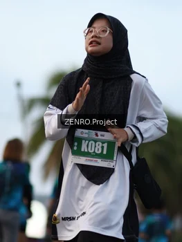 Runner Photo 4387090