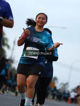 Runner Photo 4387099