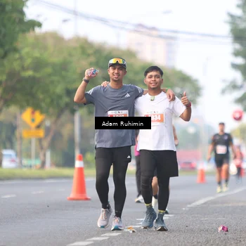 Runner Photo 4387109