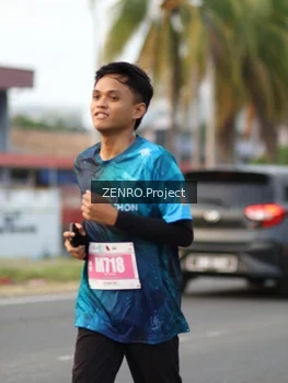 Runner Photo 4387139