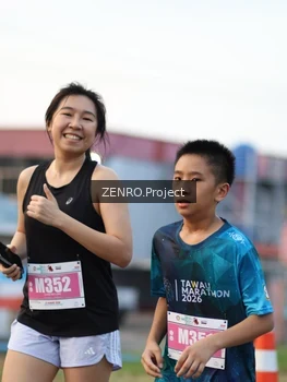 Runner Photo 4387142