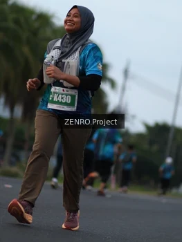 Runner Photo 4387157
