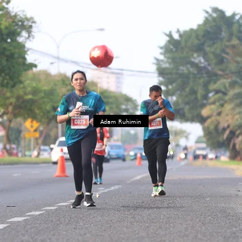 Runner Photo 4387168