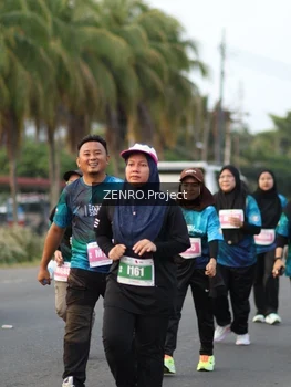 Runner Photo 4387175