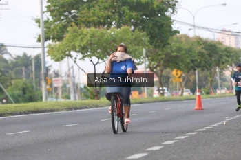 Runner Photo 4387227