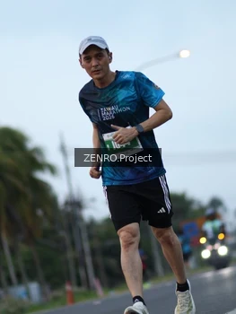 Runner Photo 4387230