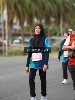 Runner Photo 4387278