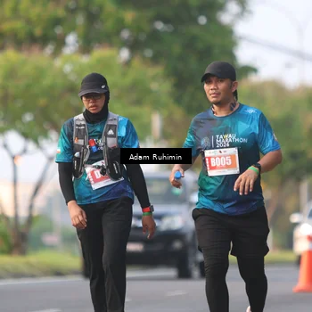 Runner Photo 4387280