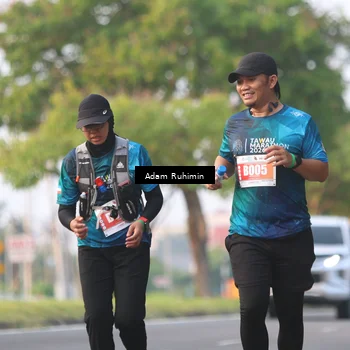 Runner Photo 4387295