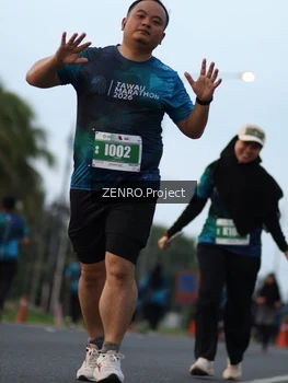 Runner Photo 4387317