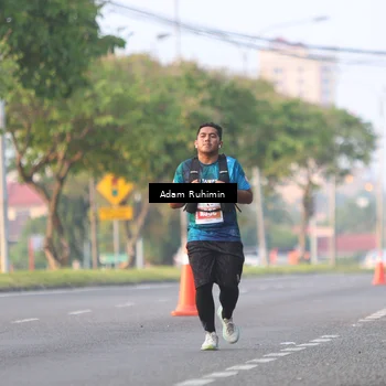 Runner Photo 4387325