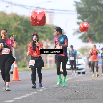 Runner Photo 4387340