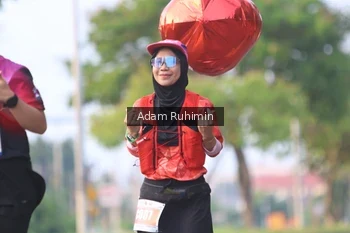 Runner Photo 4387360
