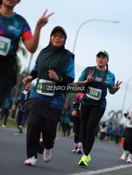 Runner Photo 4387398