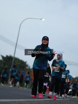 Runner Photo 4387404