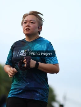 Runner Photo 4387407