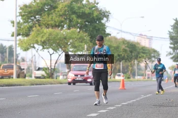 Runner Photo 4387409