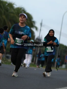 Runner Photo 4387428