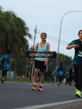 Runner Photo 4387460