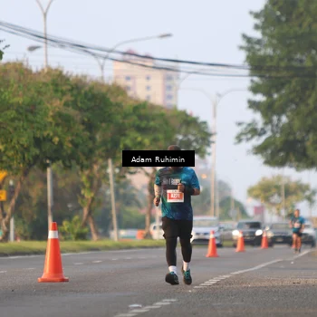 Runner Photo 4387465
