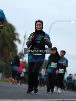 Runner Photo 4387482