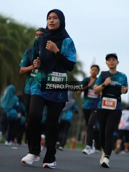 Runner Photo 4387483