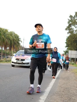 Runner Photo 4387495