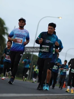 Runner Photo 4387522