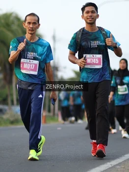 Runner Photo 4387531