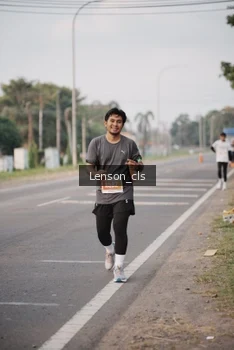 Runner Photo 4387558