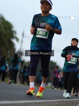 Runner Photo 4387561