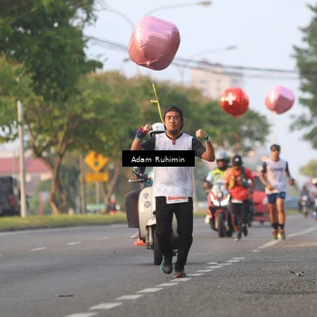 Runner Photo 4387565
