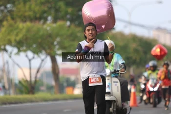 Runner Photo 4387569