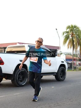 Runner Photo 4387596
