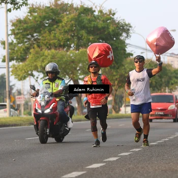 Runner Photo 4387625