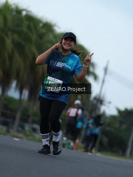 Runner Photo 4387631