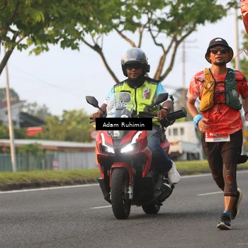 Runner Photo 4387661