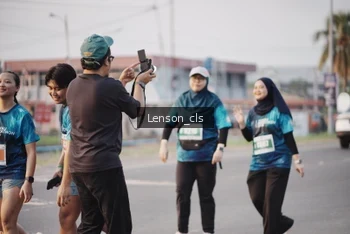 Runner Photo 4387662