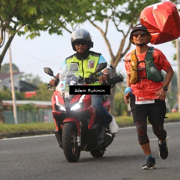Runner Photo 4387666