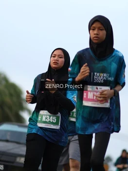 Runner Photo 4387696