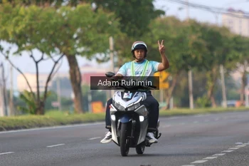 Runner Photo 4387717