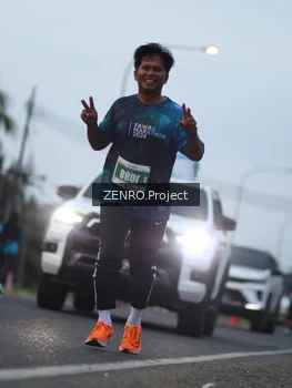 Runner Photo 4387768