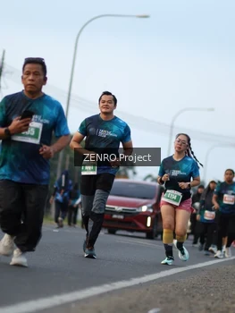 Runner Photo 4387783