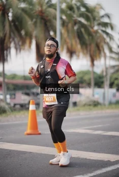 Runner Photo 4387793