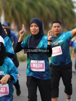 Runner Photo 4387808
